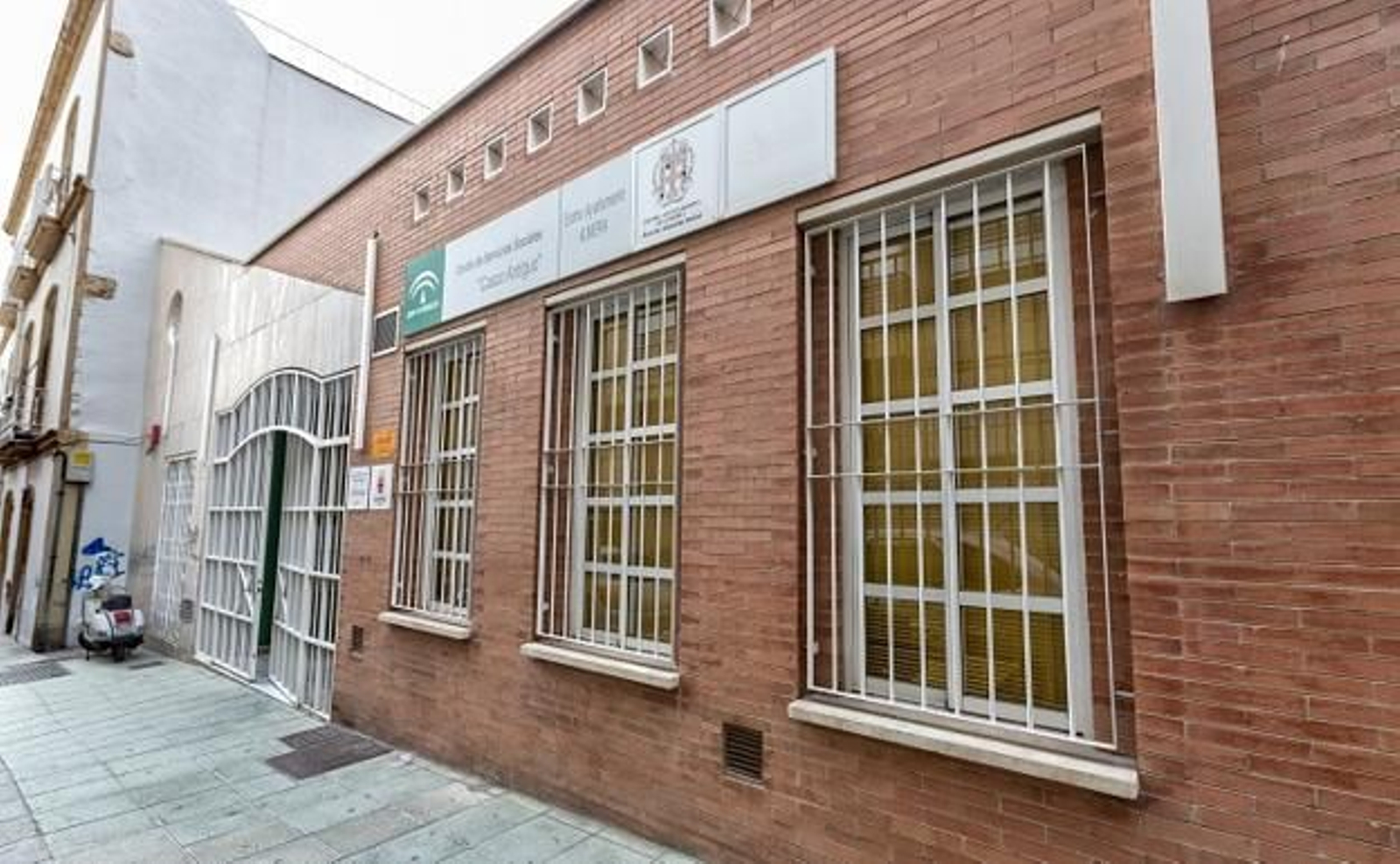 Centro de servicios sociales del Ayuntamiento de Almería.