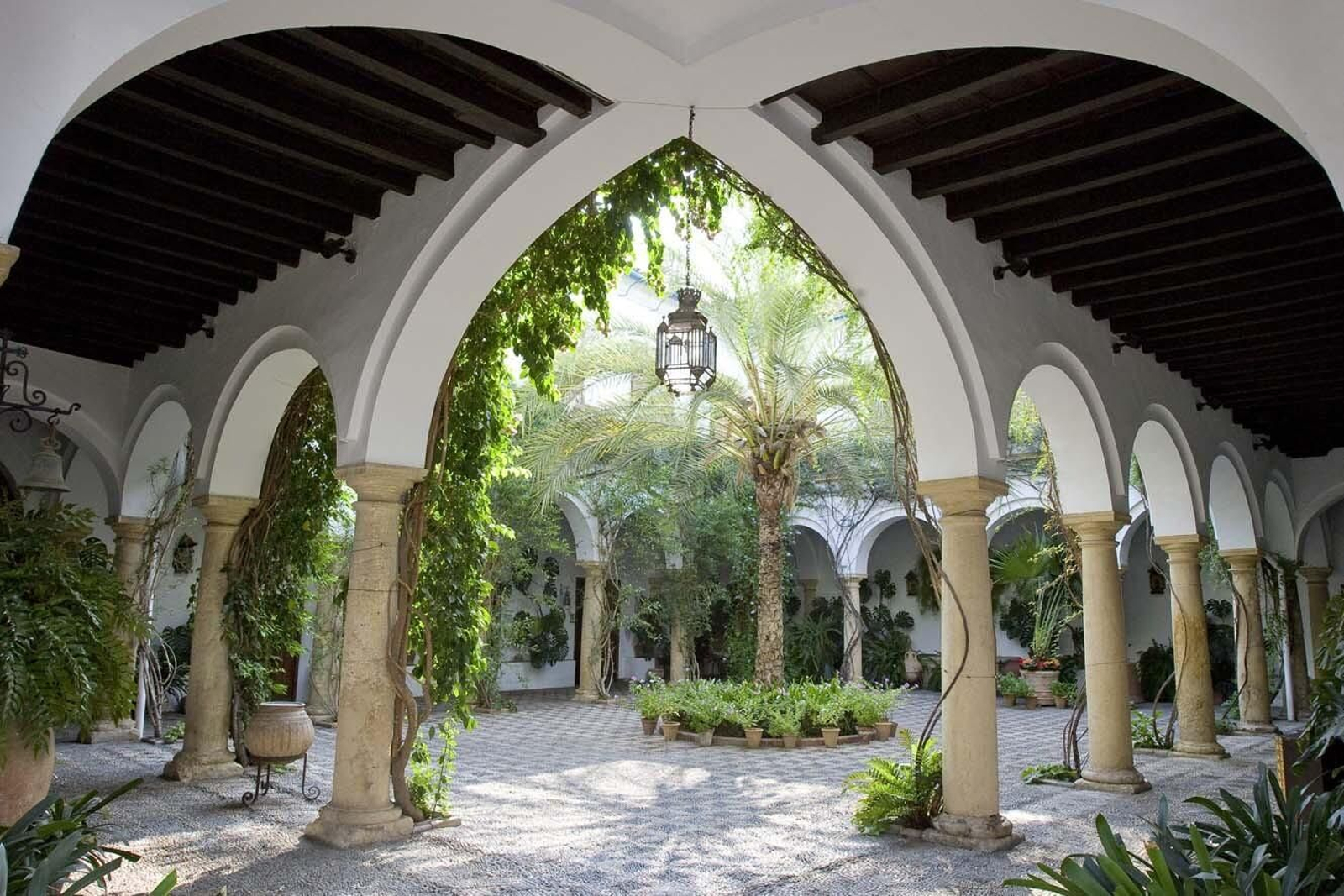 Uno de los patios del Palacio de Viana de Córdoba.