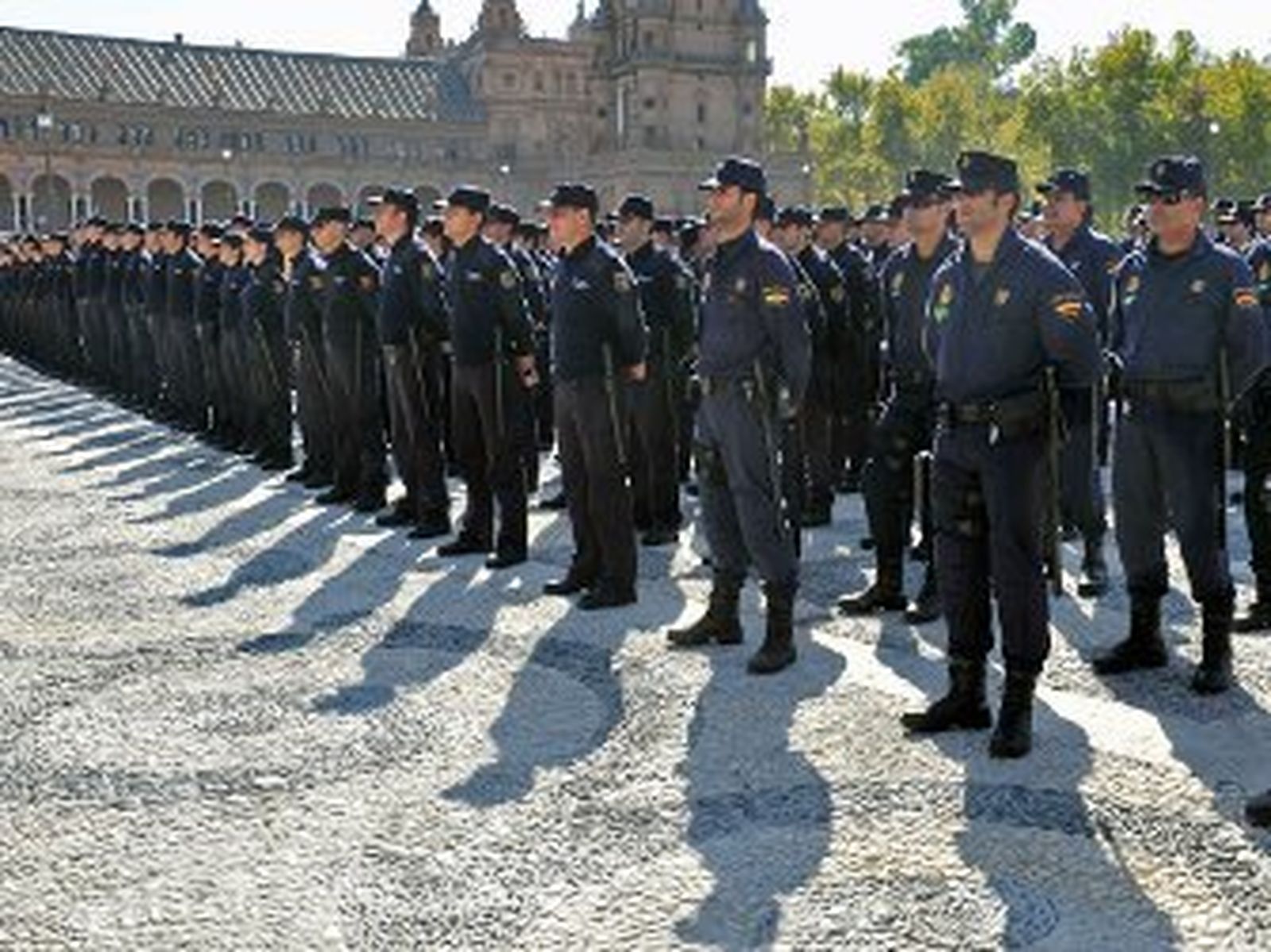 El déficit de la plantilla de la Policía Nacional ya alcanza los 450 agentes