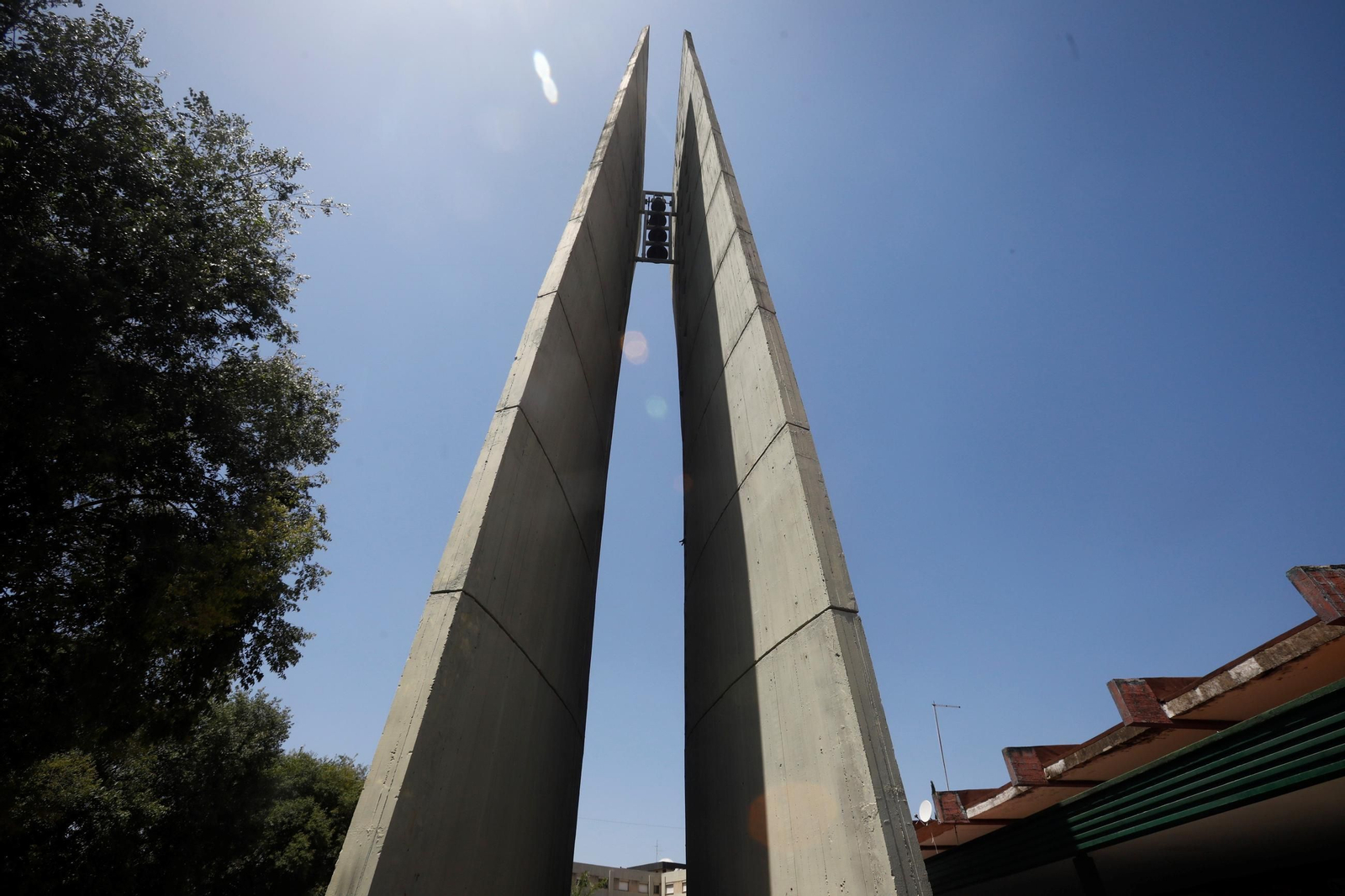 Campanario de la iglesia del Parque Figueroa.