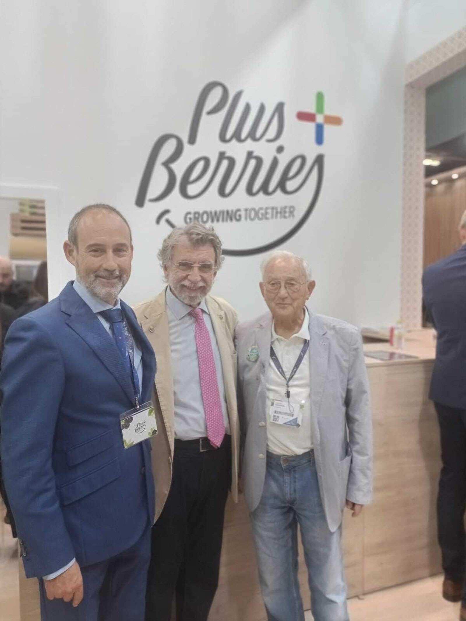 La presencia de Huelva en el primer día de Fruit Atracttion, en imágenes