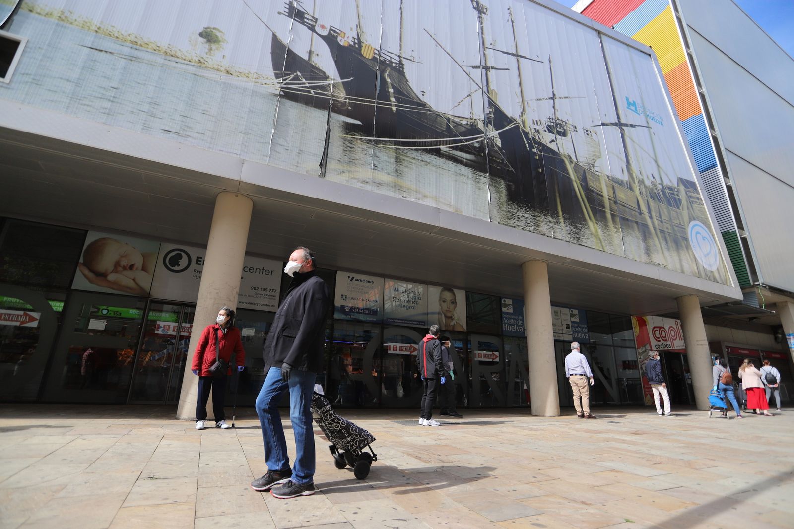 Imágenes del sábado de confinamiento