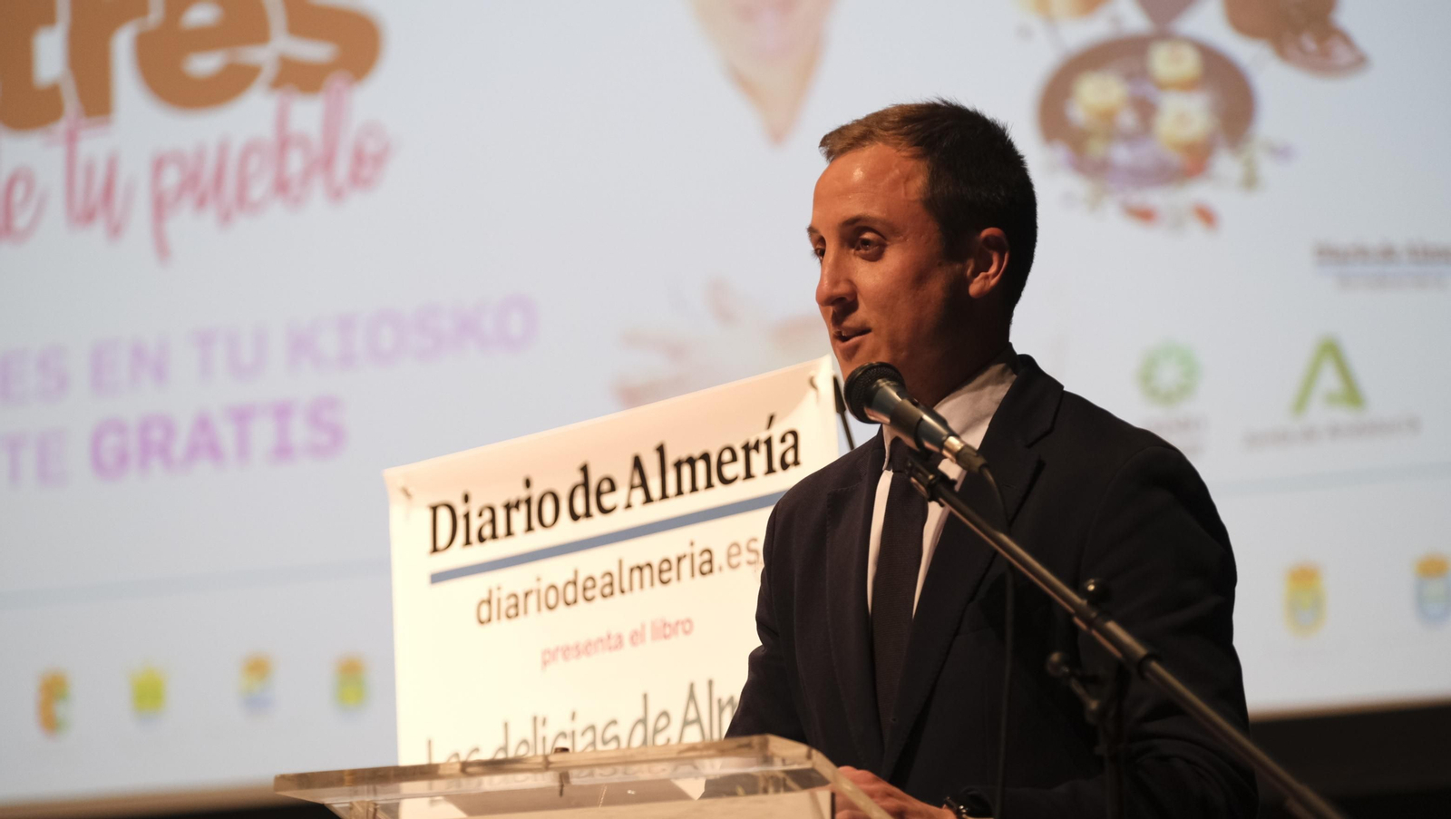 La presentación del libro de postres de Antonio Carmona, en imágenes