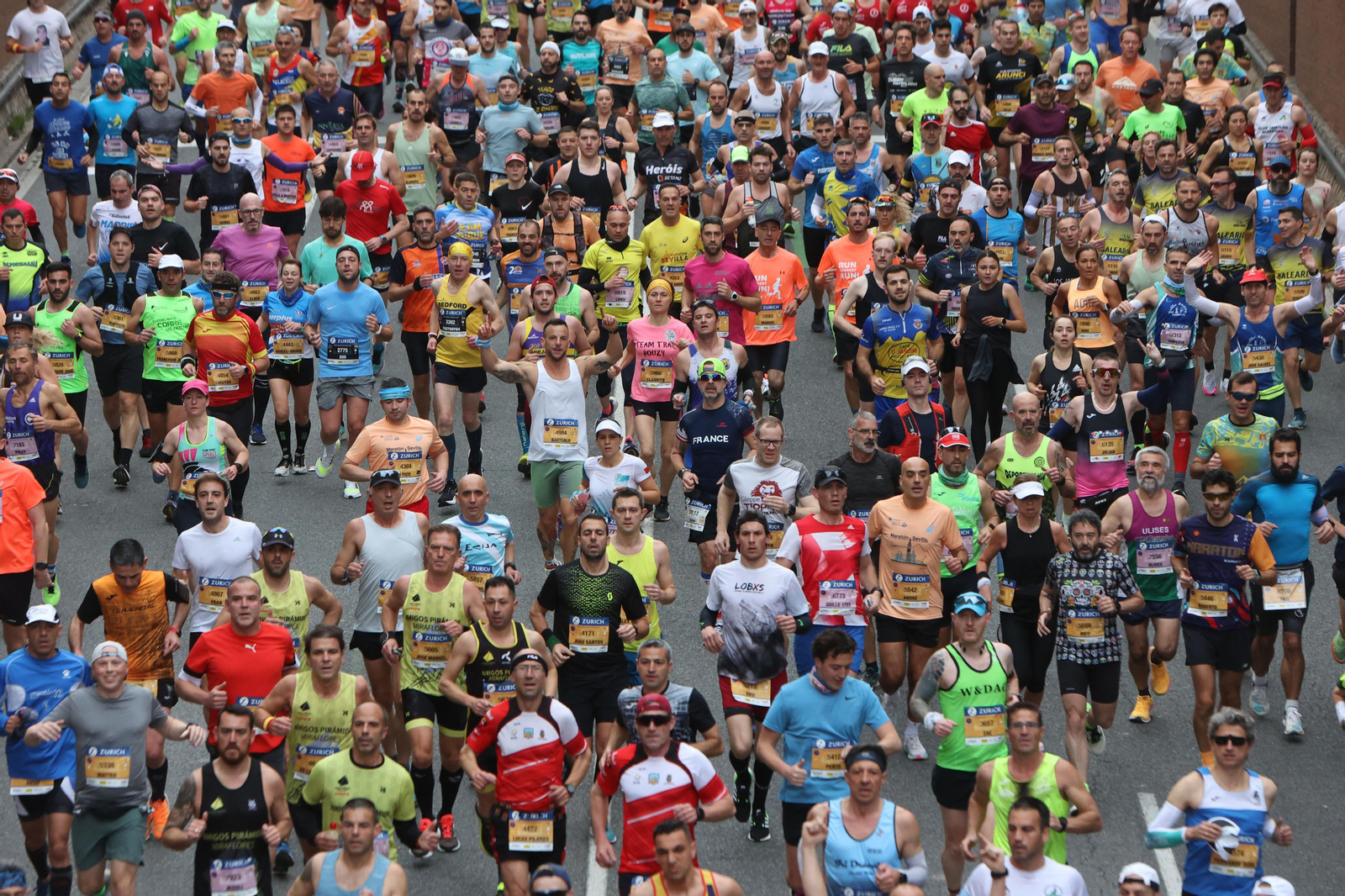 Búscate en la maratón de Sevilla 04