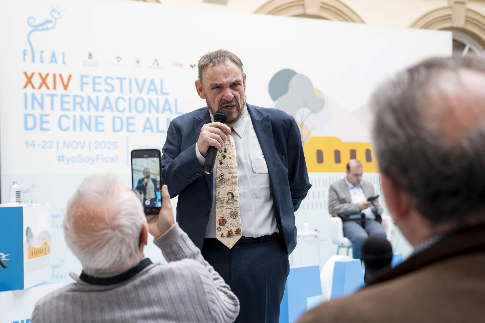 La estrella a JOHN RHYS-DAVIES luce en el paseo de la fama de Almería
