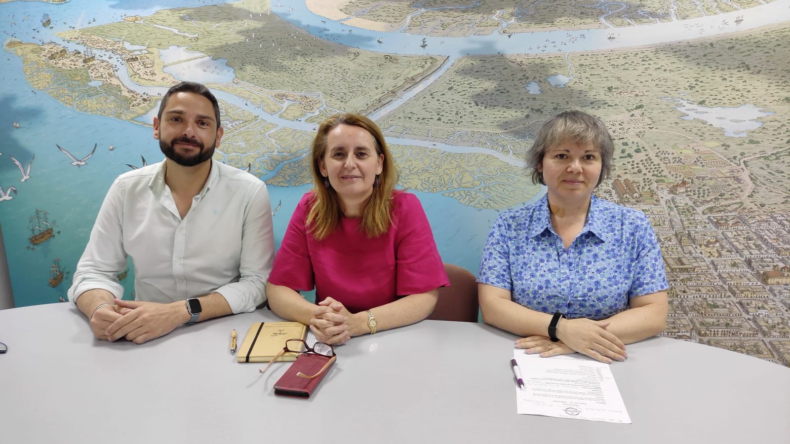 Alfaro, Salvador y Mena durante la rueda de prensa de este jueves