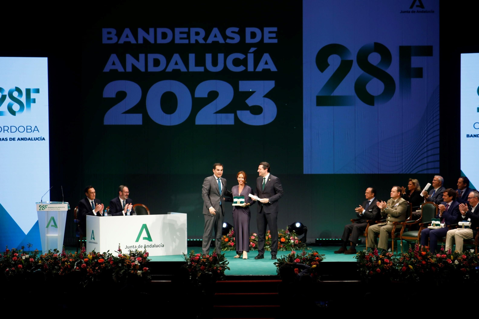 La entrega de las Banderas de Andalucía en Córdoba por el 28F, en imágenes