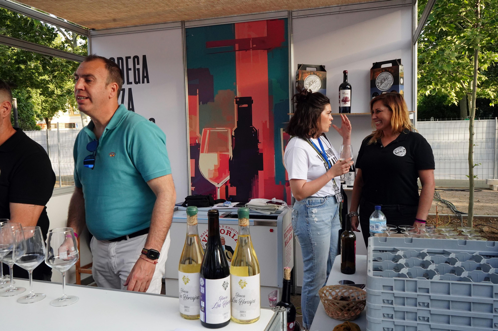 Encuéntrate en las fotos de la Feria del Vino