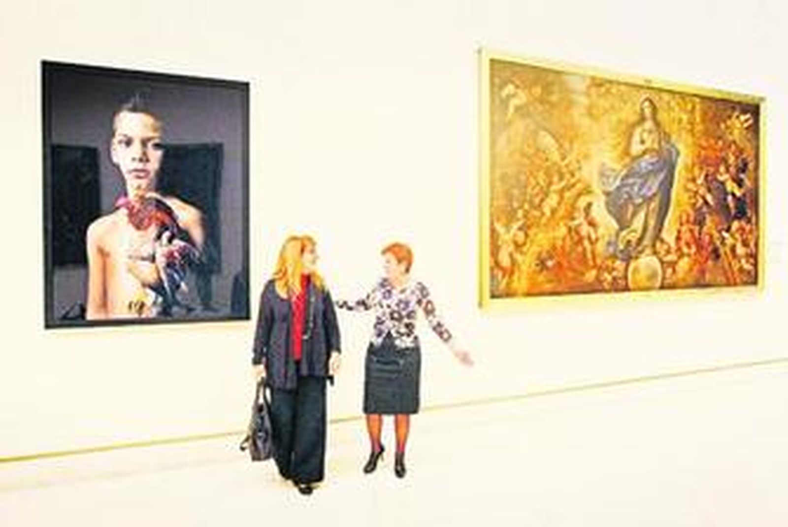 Yolanda Peinado (i) y Ana Mosquera, ayer, en el Museo.