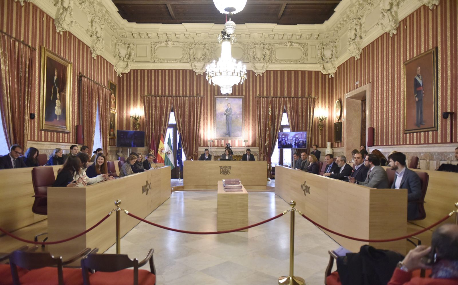 Los concejales que se encuentren de baja prolongada o permiso por maternidad o paternidad podrán votar desde casa.