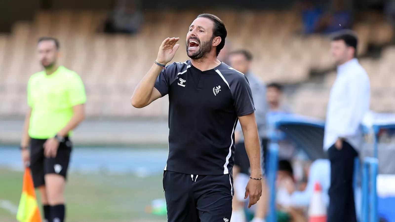 Lolo Rosano, en el partido contra el Xerez DFC en Chapín.