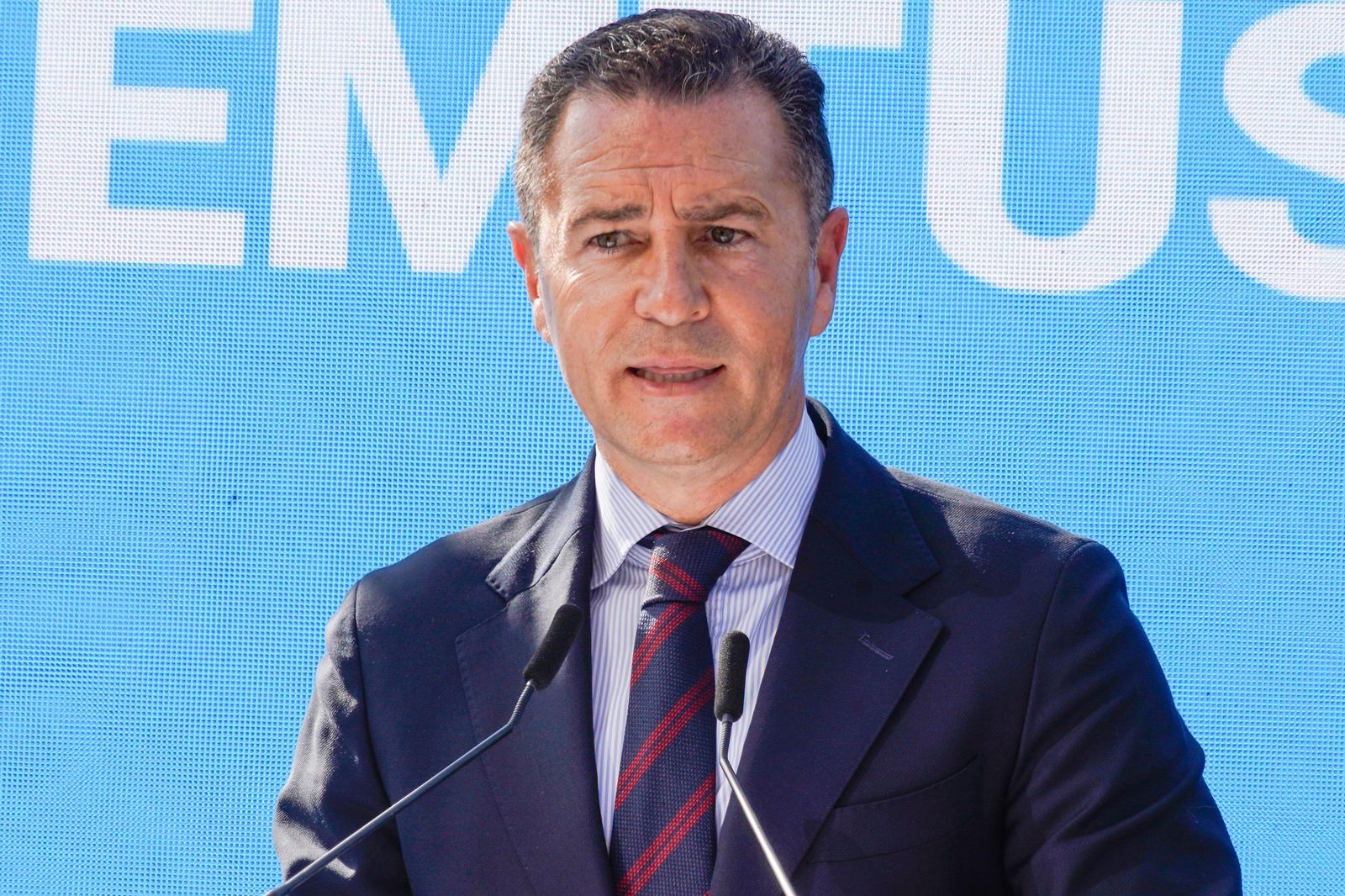 Imágenes de la presentación de los nuevos autobuses eléctricos