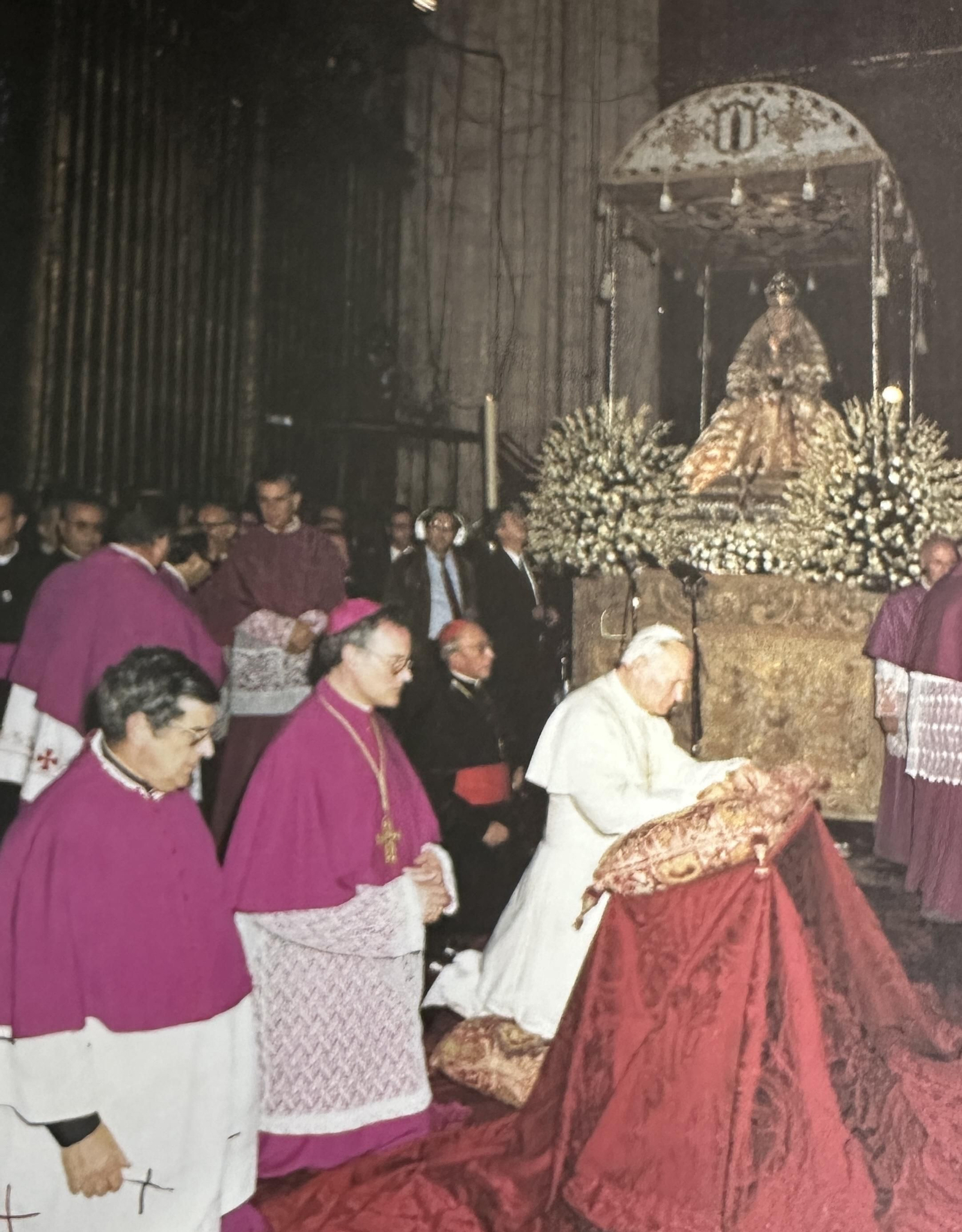 Las imágenes de la primera visita del Papa a Sevilla
