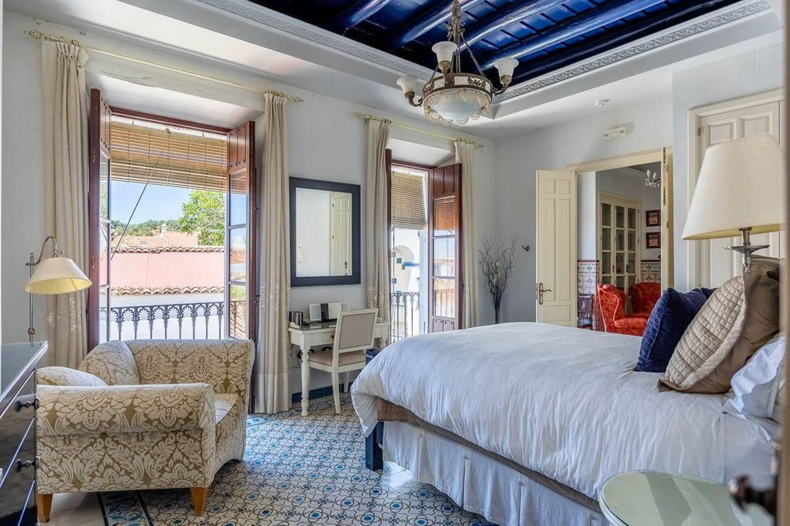 Así es el espectacular hotel boutique que está a la venta en Aracena Así es el espectacular hotel boutique que está a la venta en Aracena