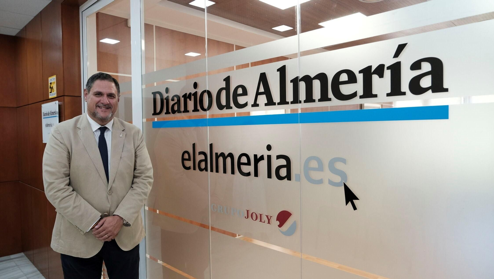 El delegado de Desarrollo Educativo en Almería, Francisco Alonso, durante la entrevista concedida a Diario de Almería.