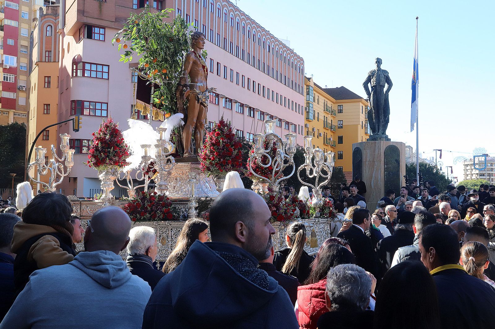 Imágenes de la procesión de San Sebastián en Huelva