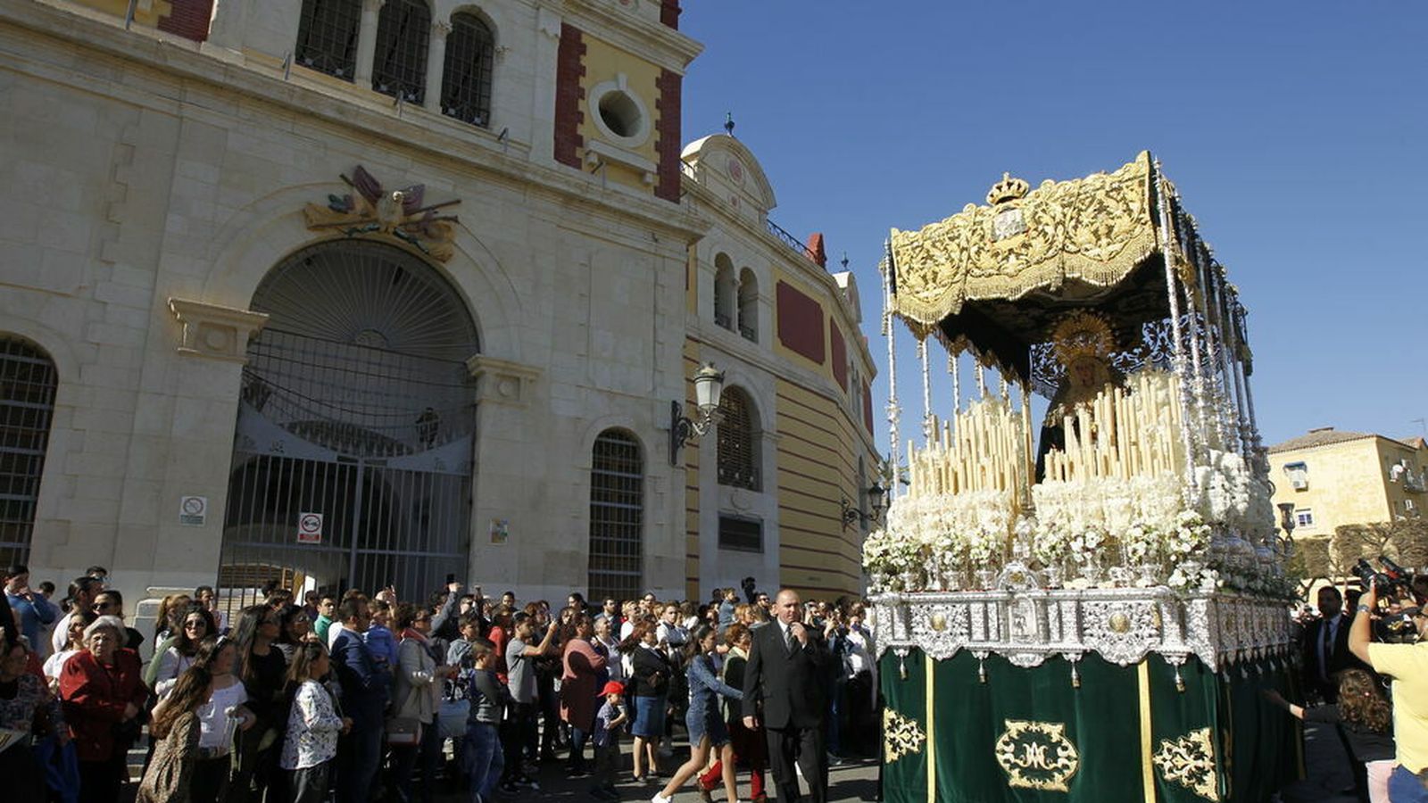María Santísima de la Esperanza Macarena, primera imagen del autor sevillano en Almería.