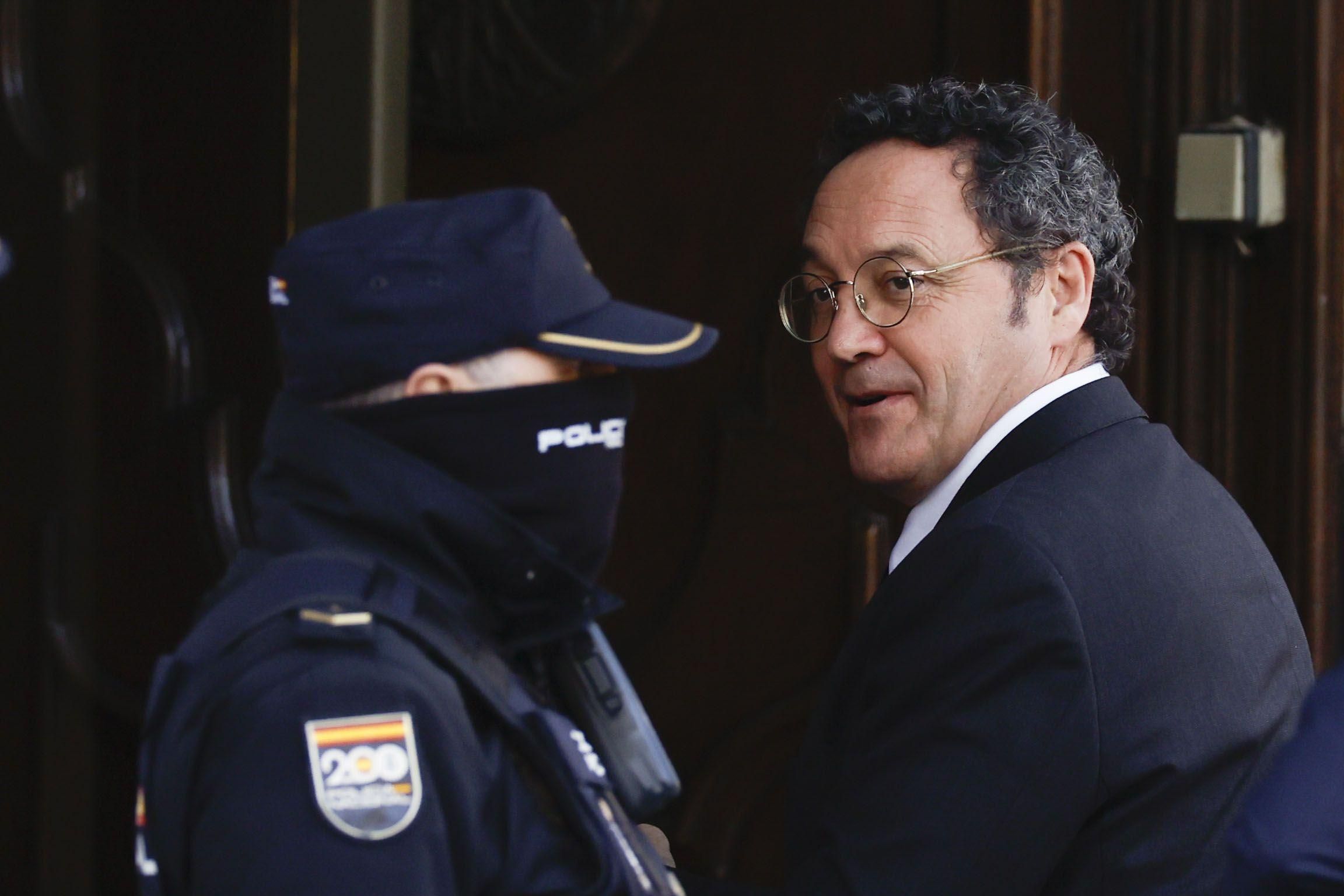 Agentes de la UCO declaran que se llevaron más información de la autorizada en el registro al fiscal porque era imposible filtrar