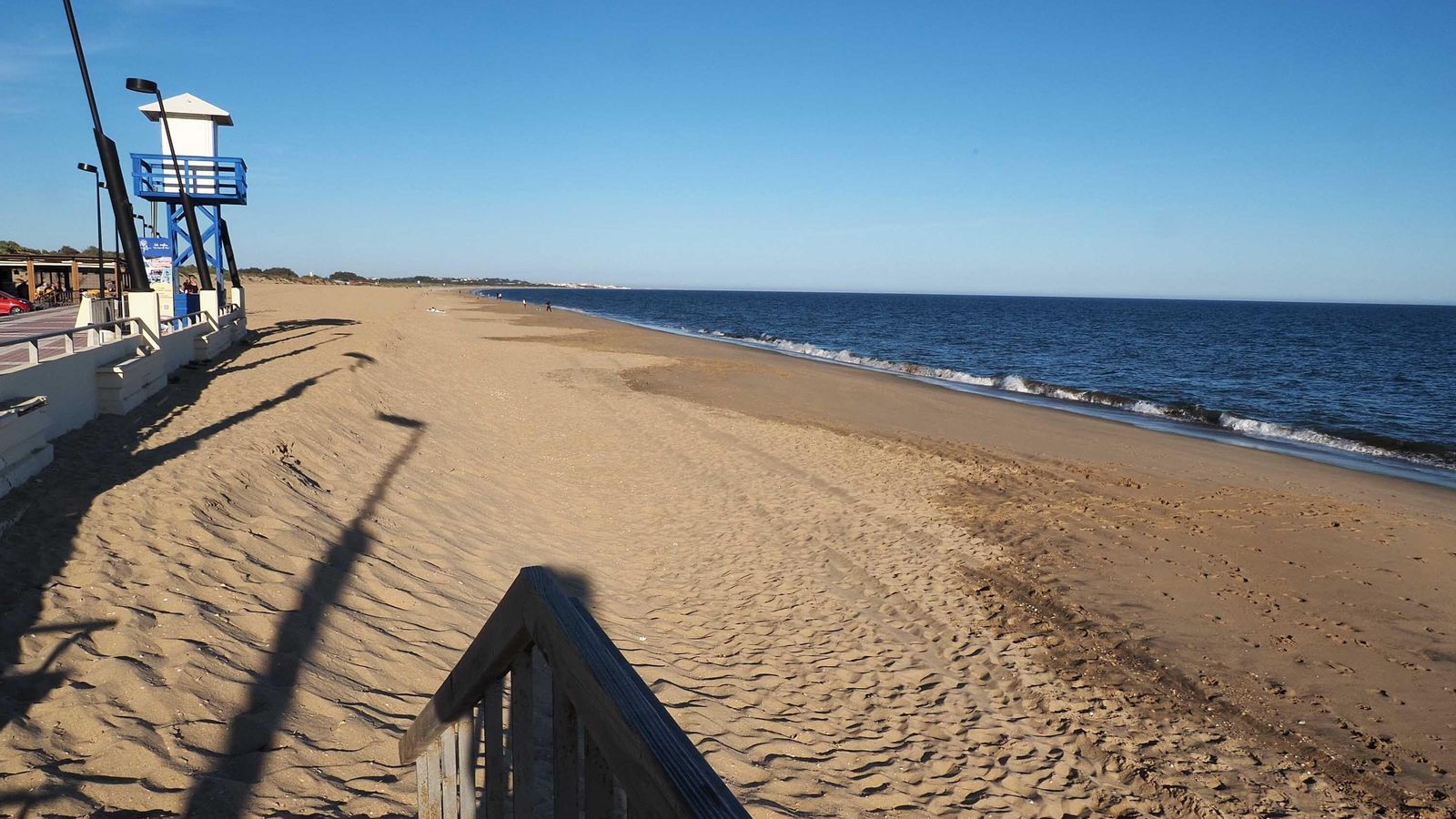 La Playa central de Isla cristina presenta ya su mejor aspecto