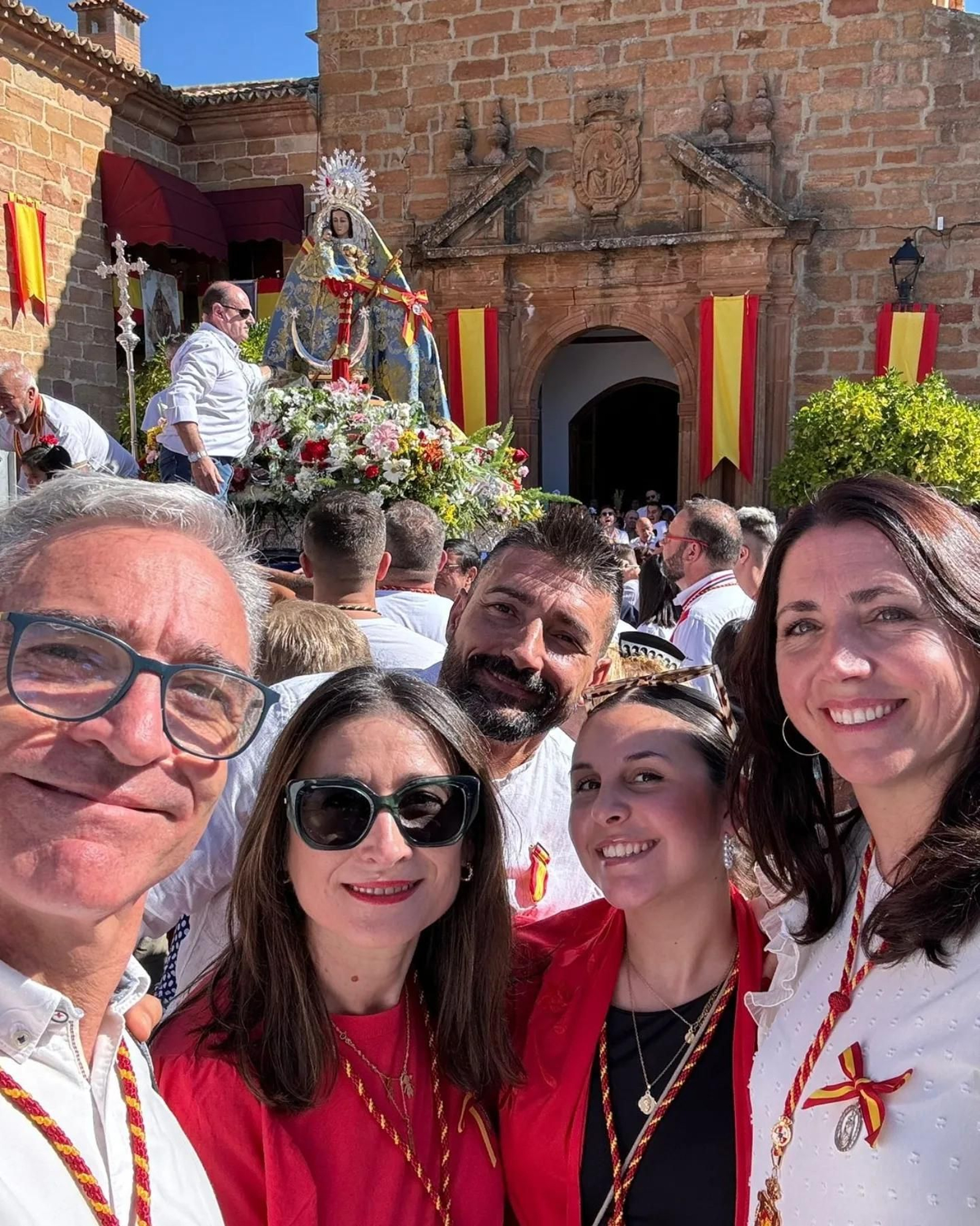 La Virgen de Zocueca reúne a los romeros de Bailén y Guarromán, en imágenes