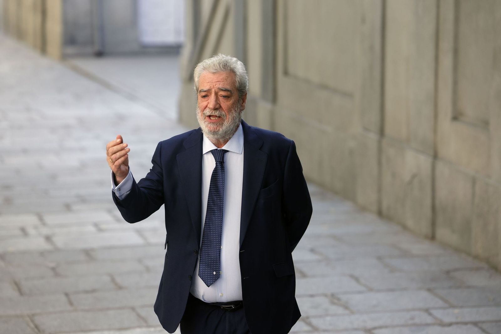 Reabren una causa contra Miguel Ángel Rodríguez por filtrar datos de periodistas.