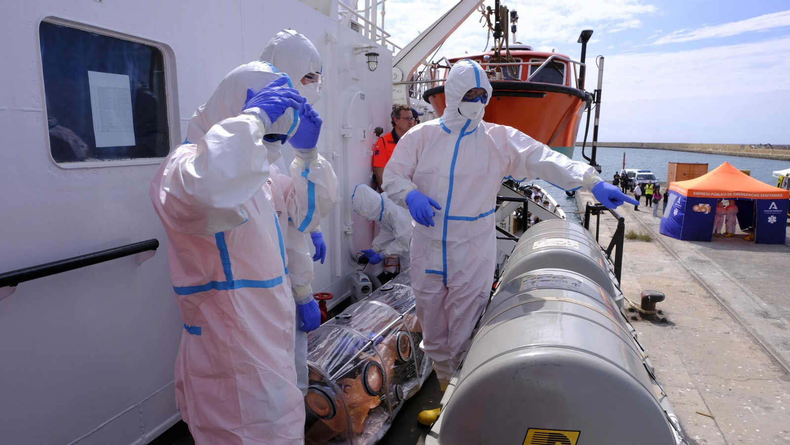 Ejercicio Marsec25 simulacro, en el Puerto de Almería, en imágenes