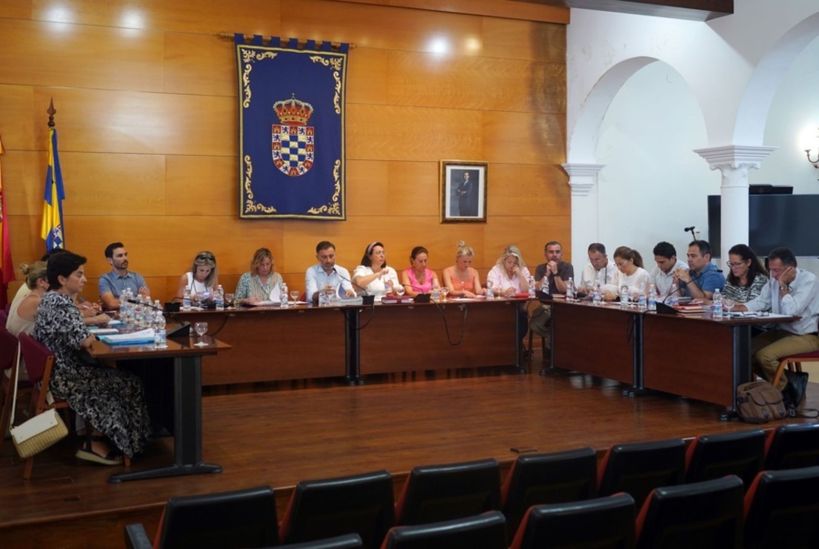 Pleno del Ayuntamiento de Moguer.