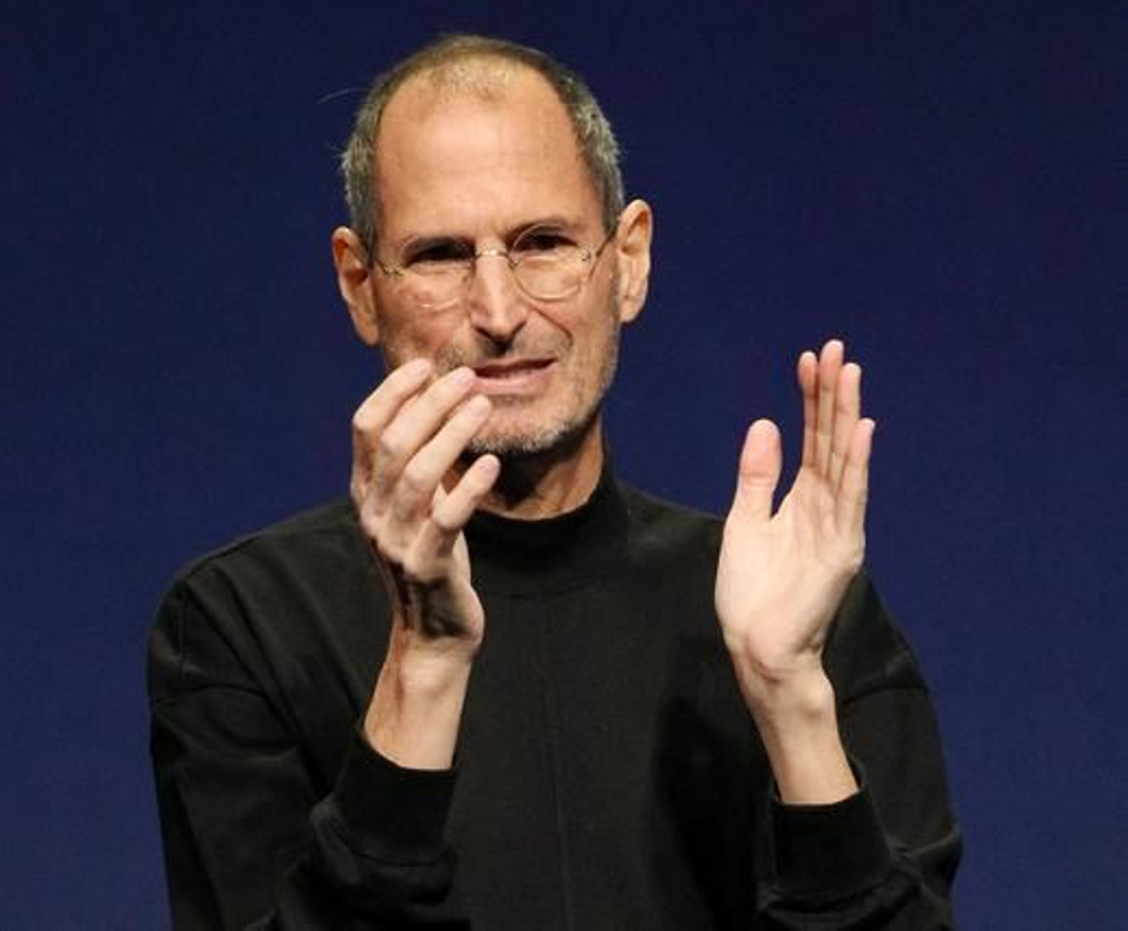 Steve Jobs presenta el iPad 2, la nueva versión del 'tablet' de Apple.

Foto: Reuters