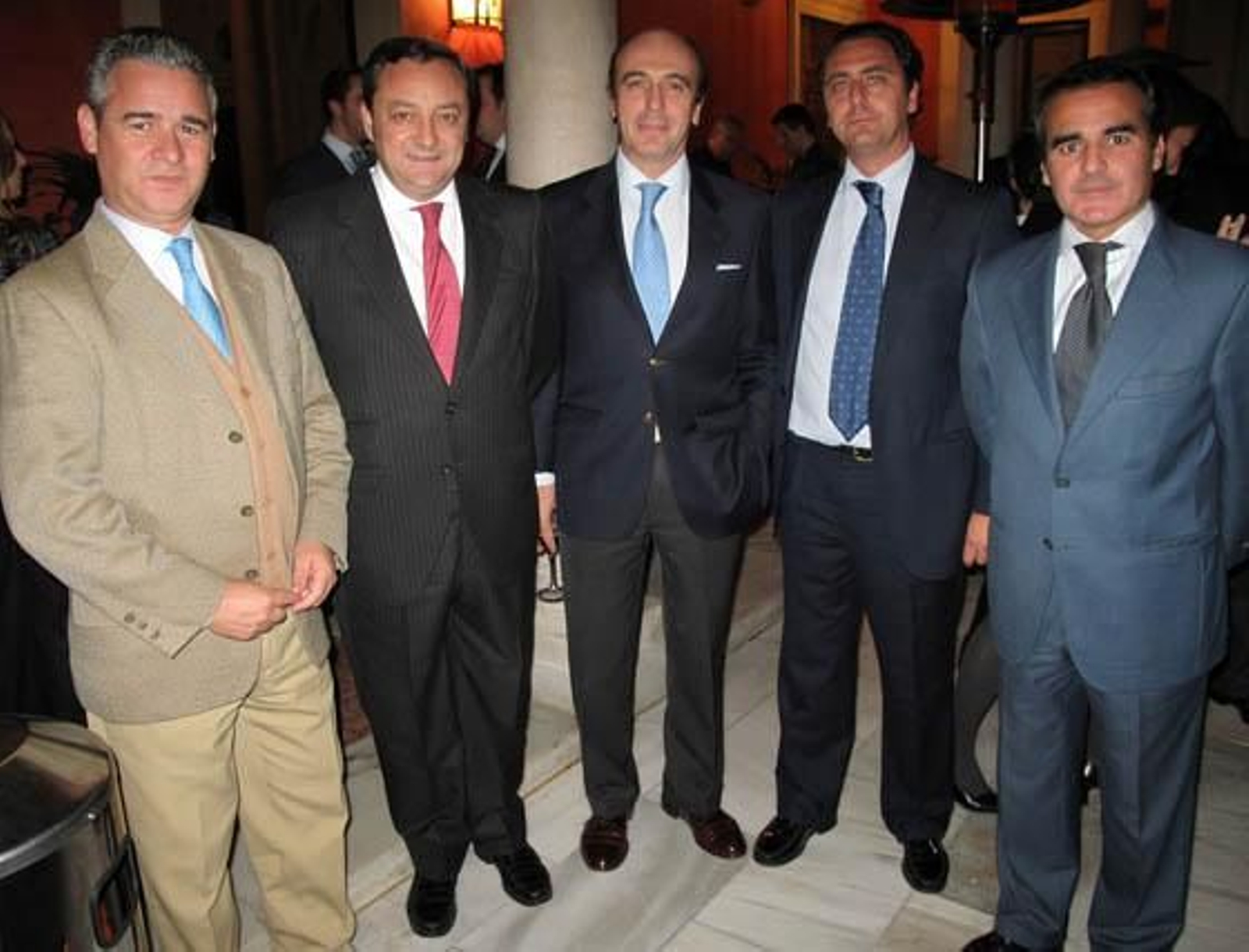 Agustín Rodríguez (Banco Sabadell); Florencio Baltasar, director territorial de Eos Risq España; Luis María González Ruano, consejero delegado de Rusvel; Julián García de la Borbolla (Kubic) y Rafael Herrador, director territorial de Empresas del Banco Sabadell.

Foto: Victoria Ramírez