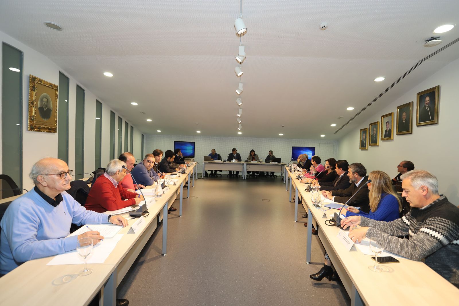 Un momento de la celebración de la Mesa de Participación de los fosfoyesos del pasado jueves.