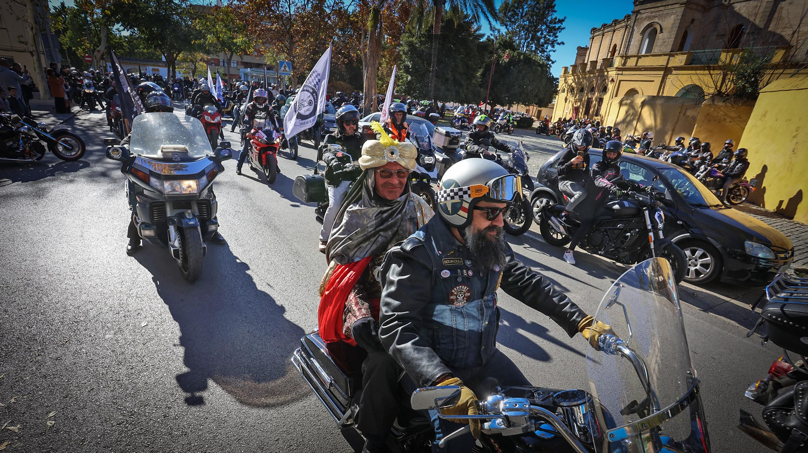 Búscate en la gran motorada solidaria celebrada en Jerez