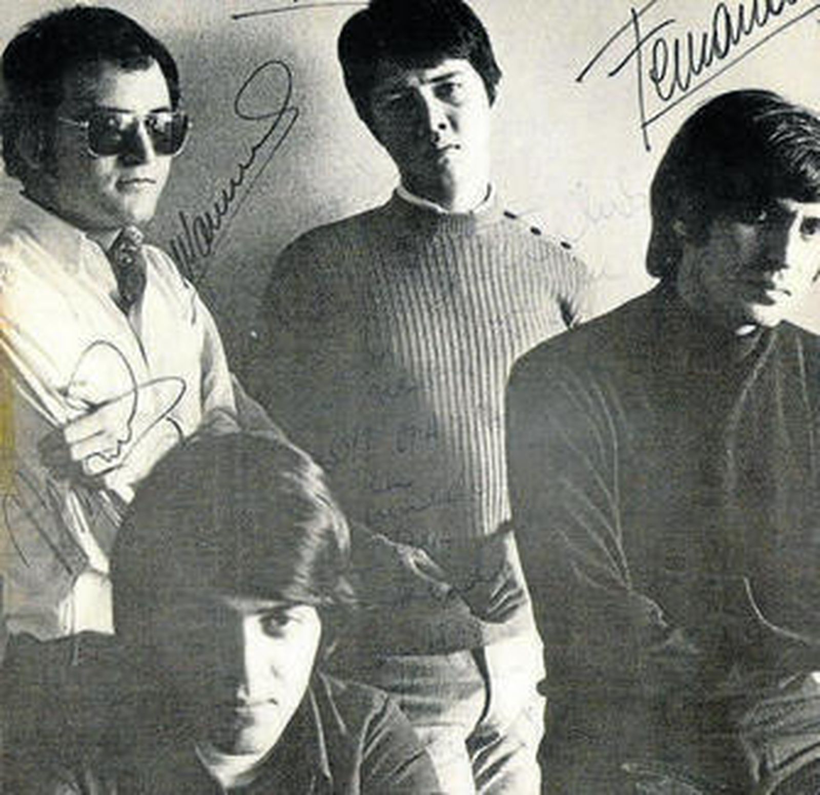 Junior, en el centro, con Los Brincos: Juan, Manolo y Fernando.