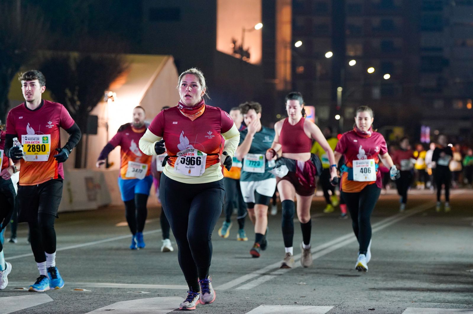 En imágenes: búscate en tu llegada a meta de la Carrera de San Antón 2026 (1)