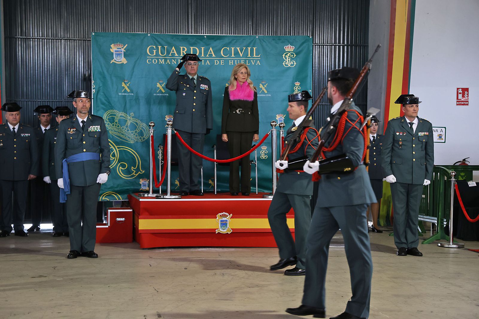 Imágenes de la jura del cargo de Julio Serrano Checa como Jefe de la Comandancia de la Guardia Civil de Huelva