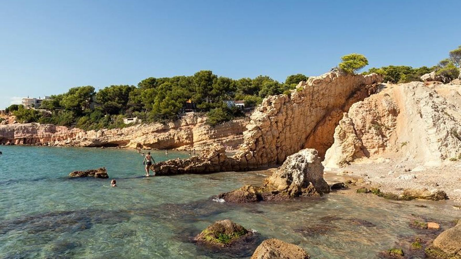 Cala de la Penya Tallada Cala de la Penya Tallada