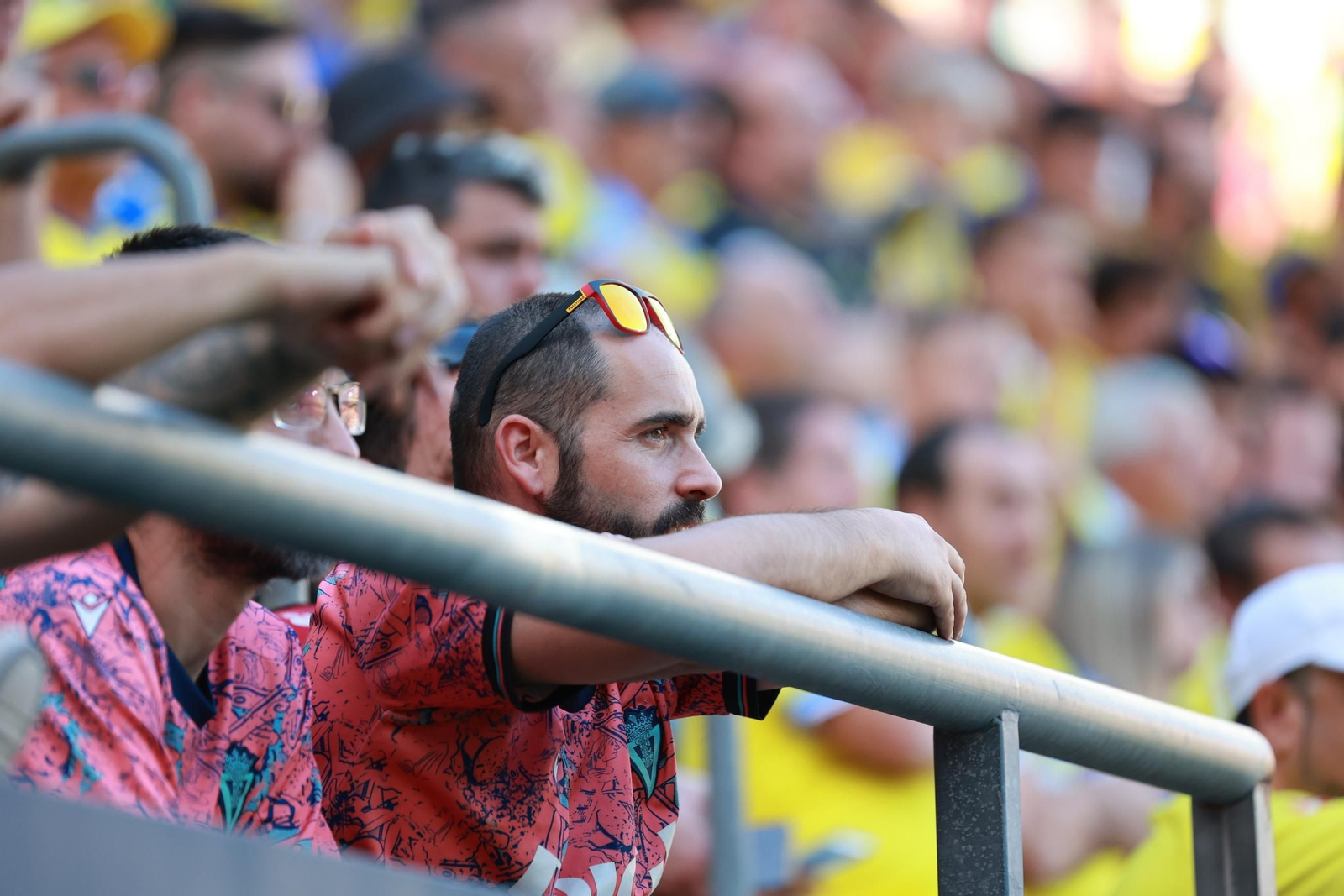 Búscate entre las fotos del partido de fútbol Cádiz CF - CD Eldense