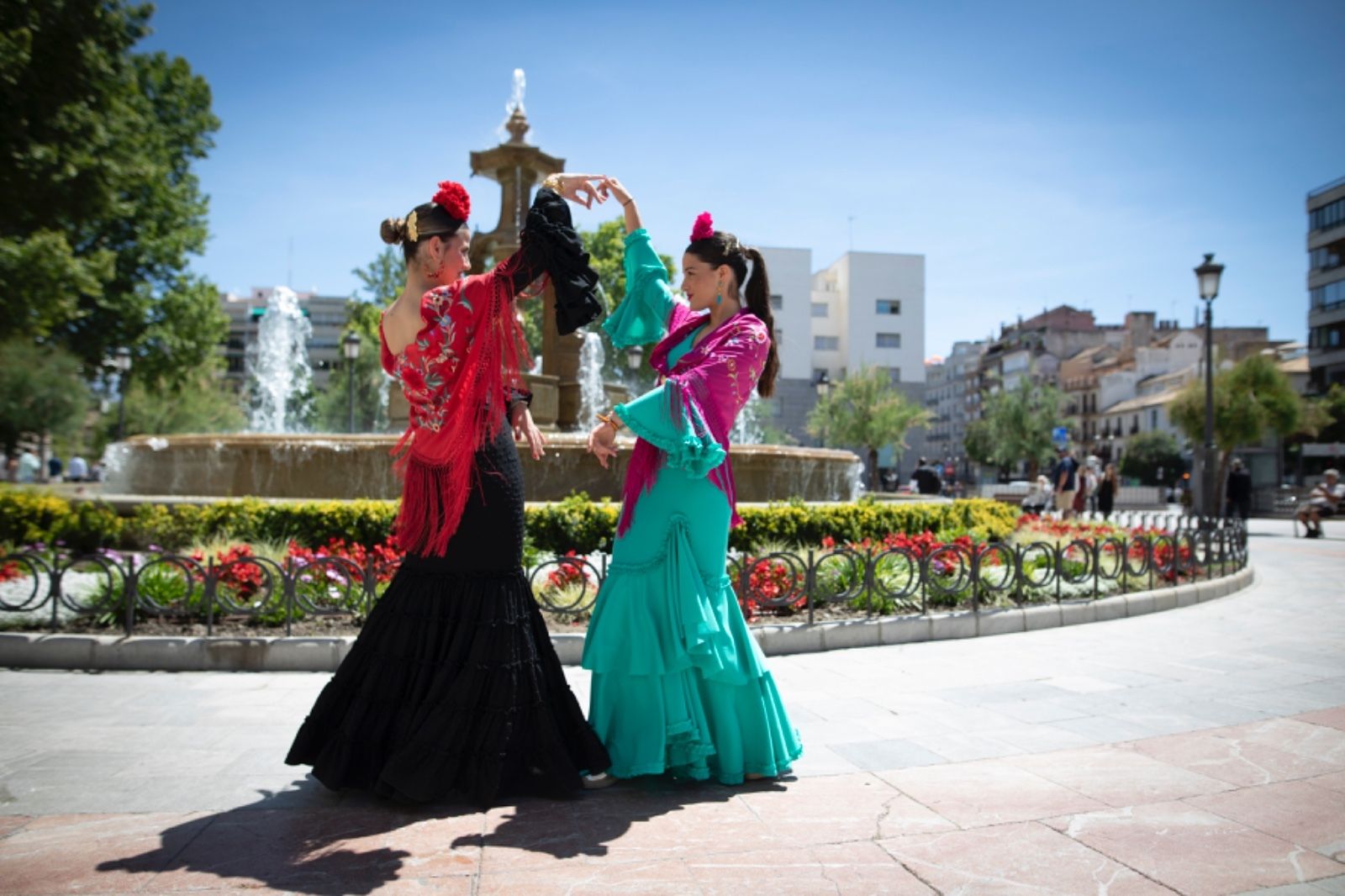 Los mejores momentos del primer día de Cruces en Granada en fotos