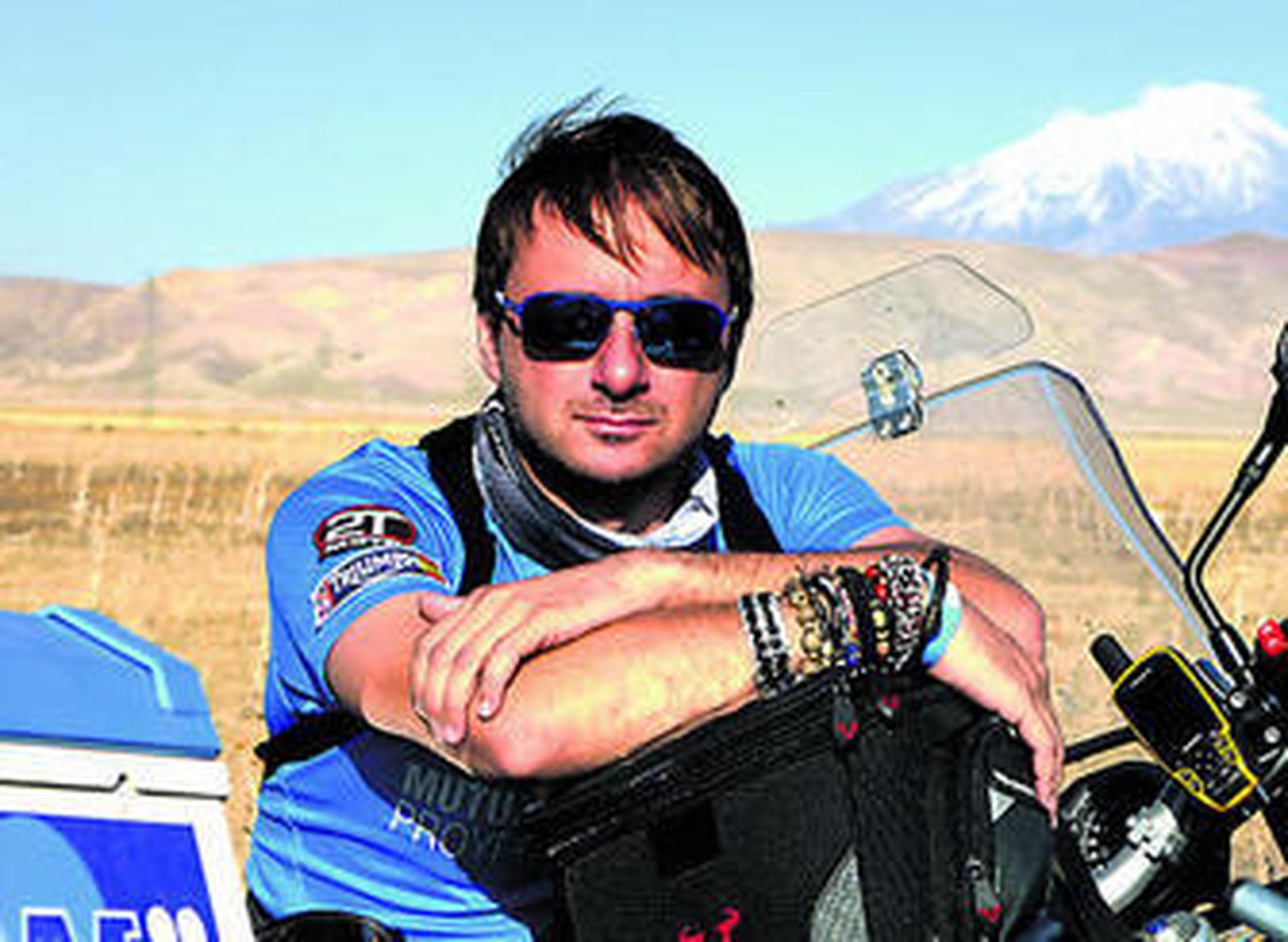 "Viajar en moto tiene un componente masoquista"