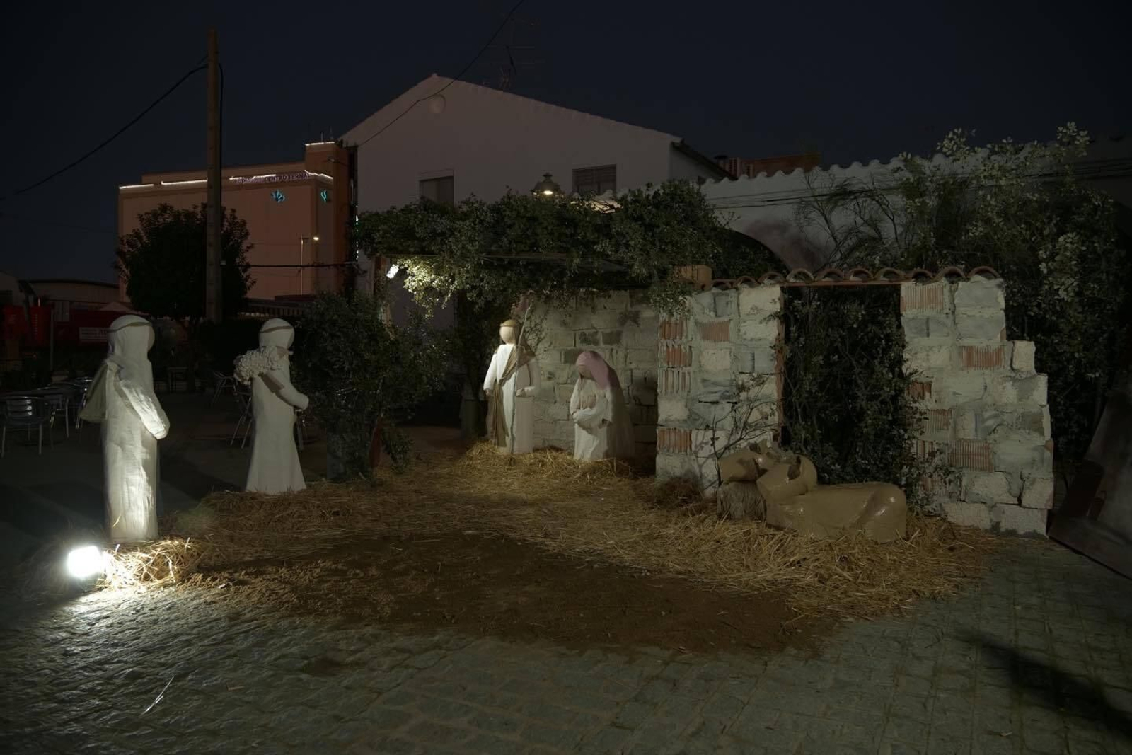 Un paseo en imágenes por Alcaracejos y sus sorprendentes rincones de Navidad