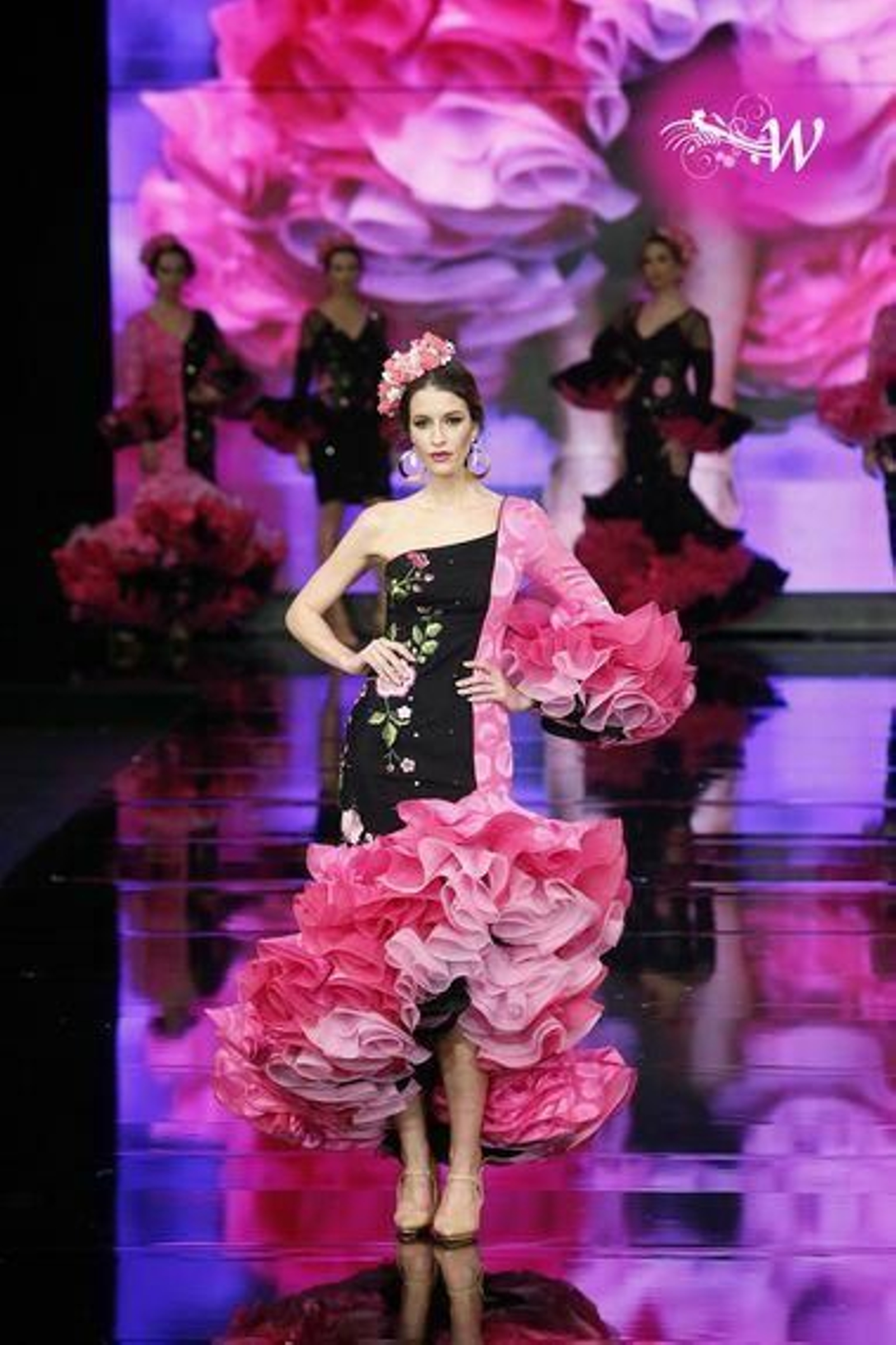 Todas las fotos del desfile de Sara Benítez en SIMOF 2020