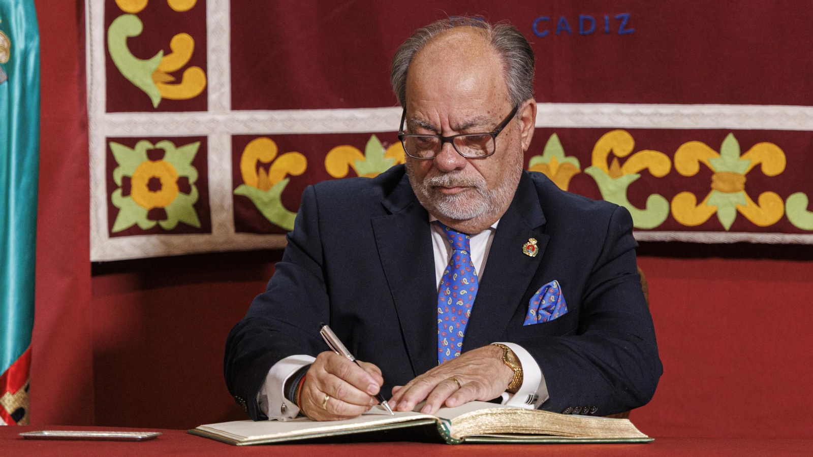 Las imágenes de la entrega de distinciones por el Día de la Provincia de Cádiz