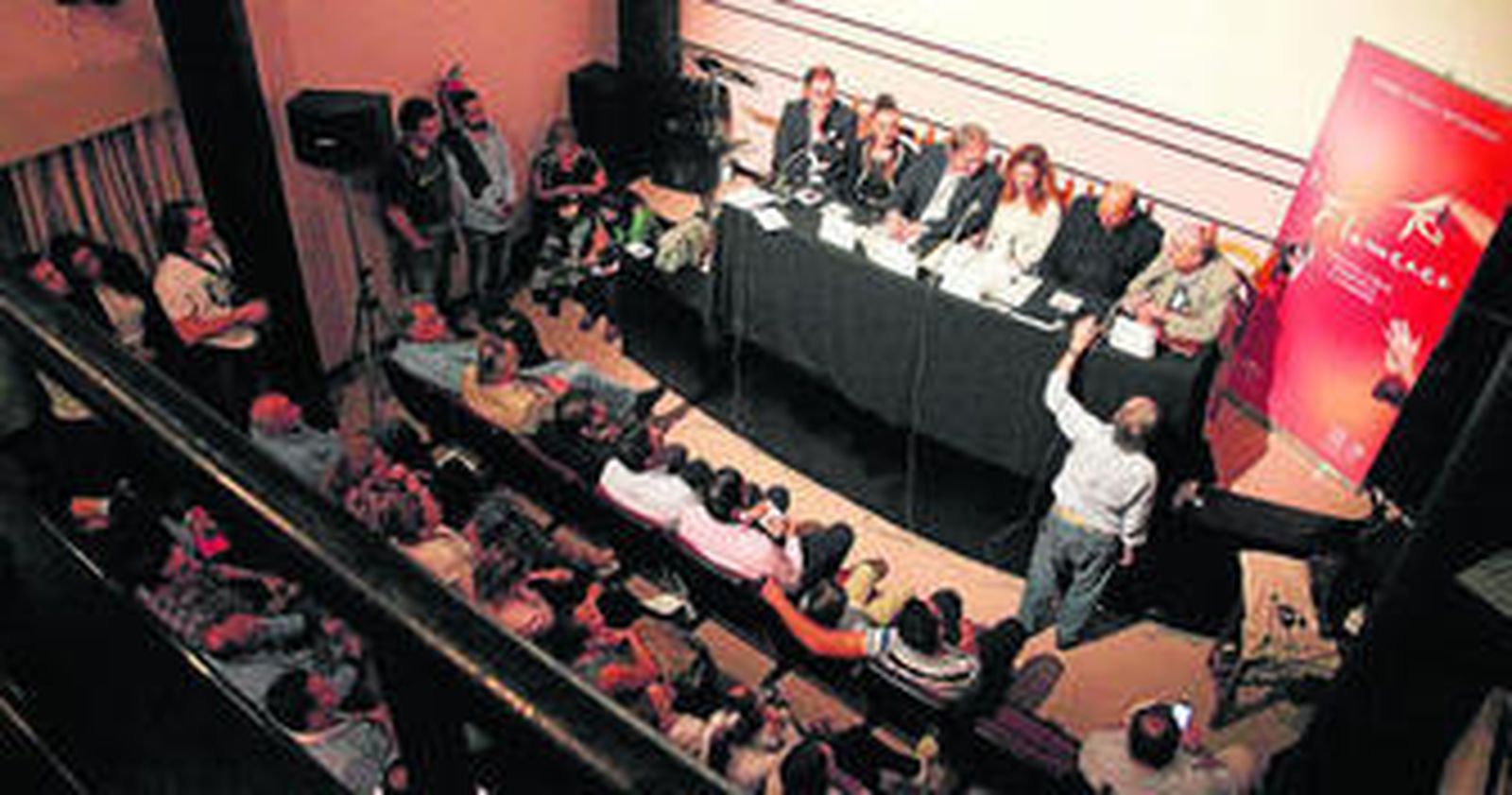 Un momento de la presentación del disco 'Solidaridad', de 'El Torta', ayer en el CADF.