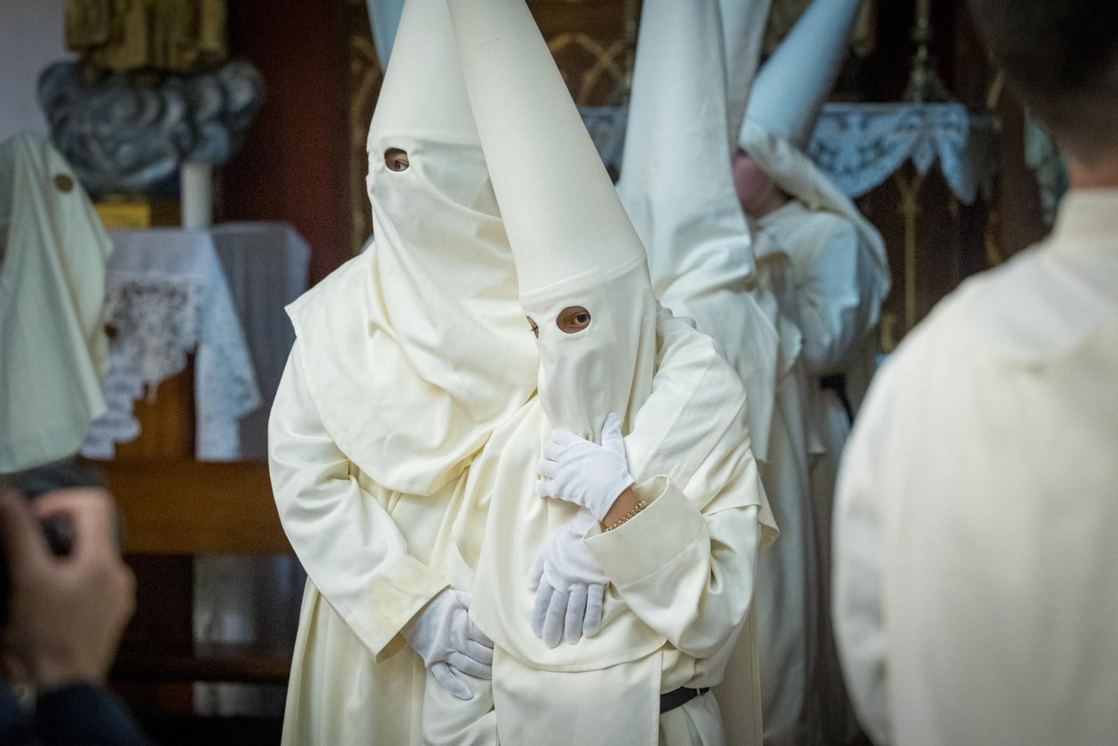 Las imágenes de la salida procesional del Nazareno de la Obediencia en la Semana Santa de Cádiz 2024