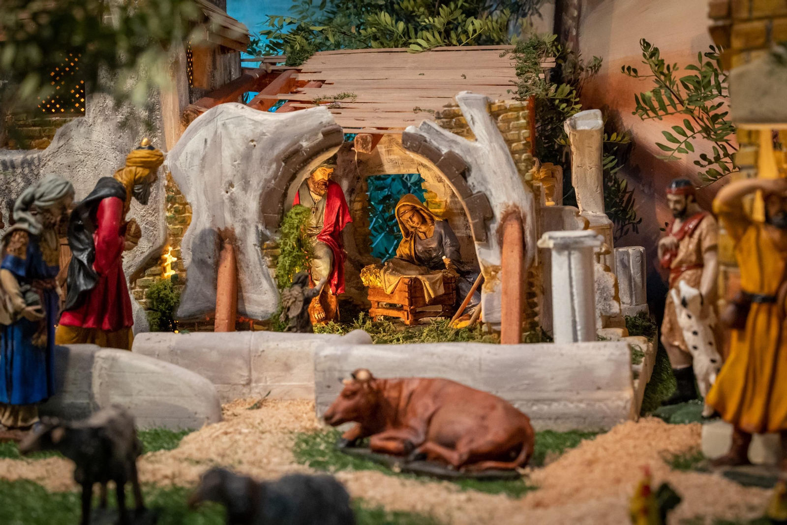 CENTRO DE DIA MAYORES CÁDIZ CALETA  Lugar c/ Zaragoza, 2 Horario: Laborables: 10.00h a 13.00 h. 16.00 ha 18.00 h.