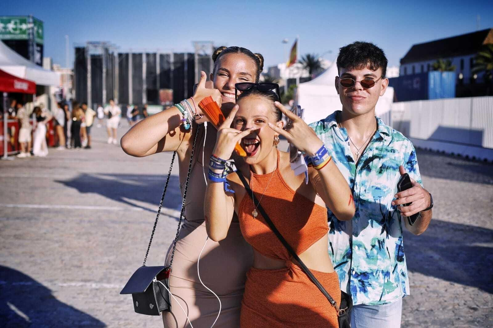 Búscate en el concierto de Myke Towers en el muelle de Cádiz