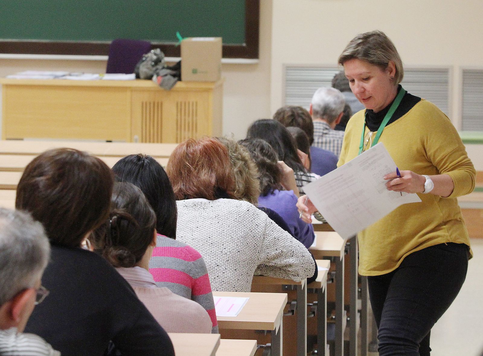 Imagen de archivo de un examen de oposiciones del SAS.