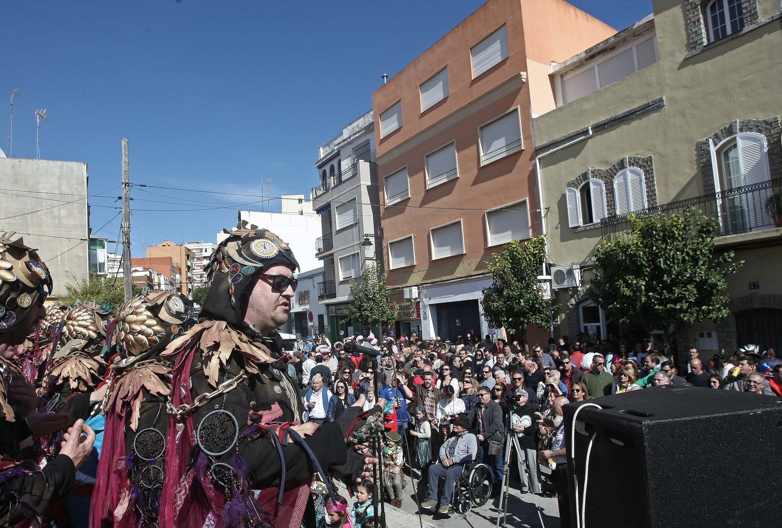 Camarones y un perro 'andalú'