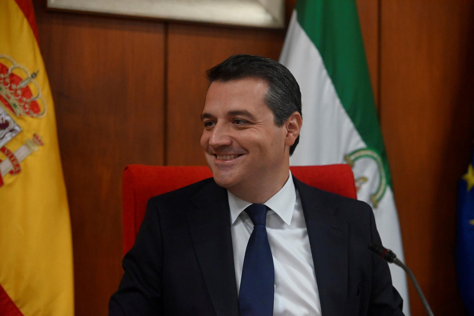 Pleno del Ayuntamiento (8951696).jpg Pleno del Ayuntamiento (8951696).jpg