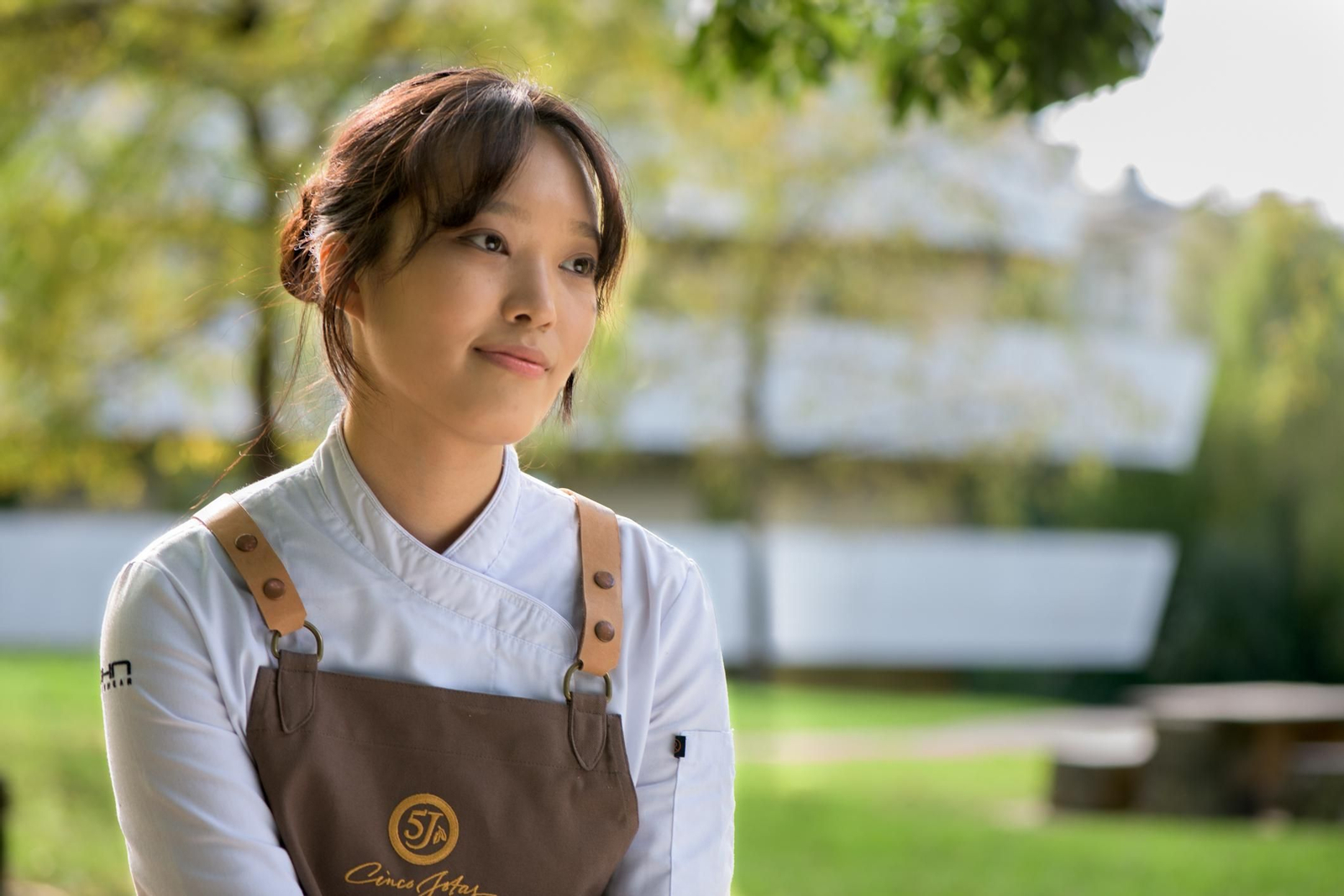 La joven Huiwon Kang, natural de Corea del Sur aunque sevillana de adopción, es una de las finalistas del concurso Cinco Jotas Cooking Challenge.