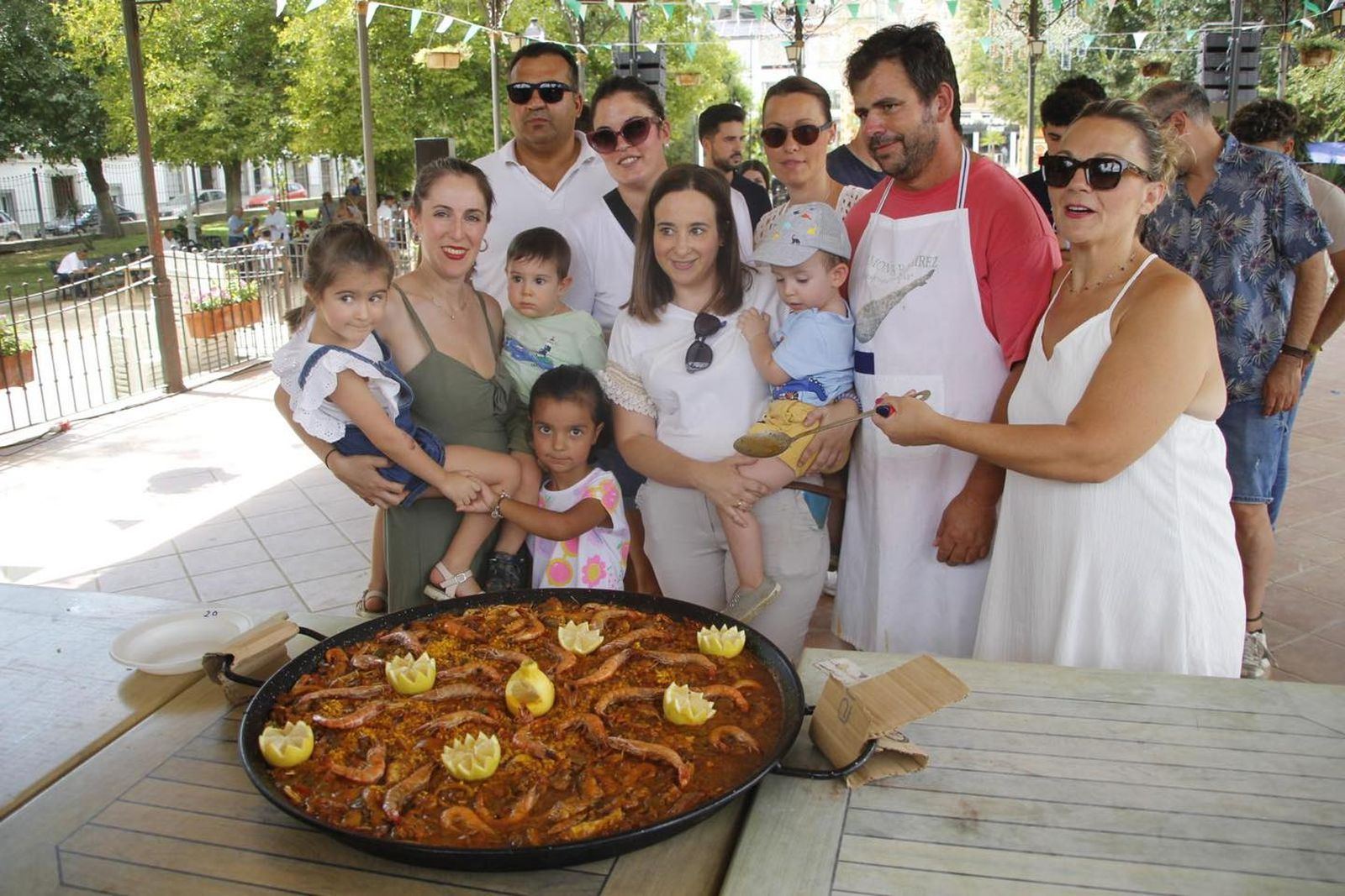 La Fiesta de las Paellas de Hinojosa del Duque, en imágenes